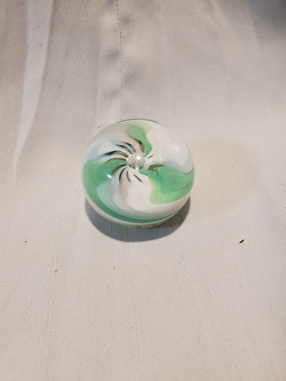 Vintage Bermuda Glassblowing Studio Swirl Art Glass Paperweight